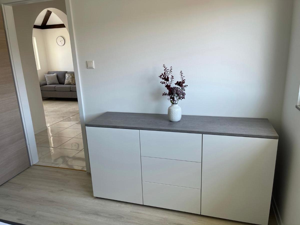 Apartment Eleni Шибеник Екстер'єр фото