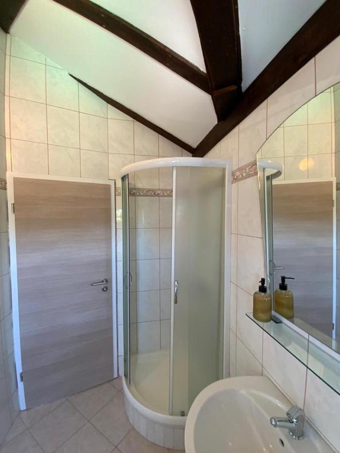 Apartment Eleni Шибеник Екстер'єр фото