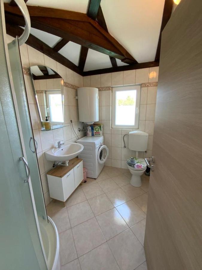 Apartment Eleni Шибеник Екстер'єр фото